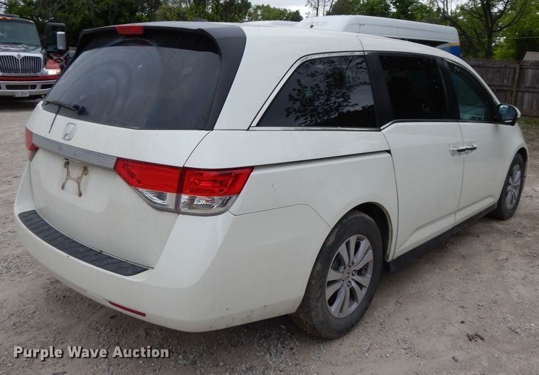 image for item DF4012 2017 Honda Odyssey  van