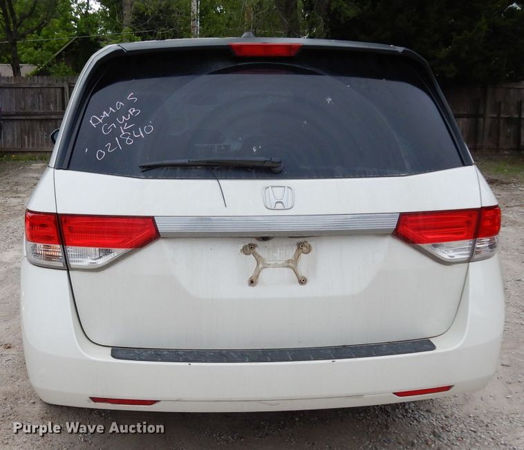 image for item DF4012 2017 Honda Odyssey  van