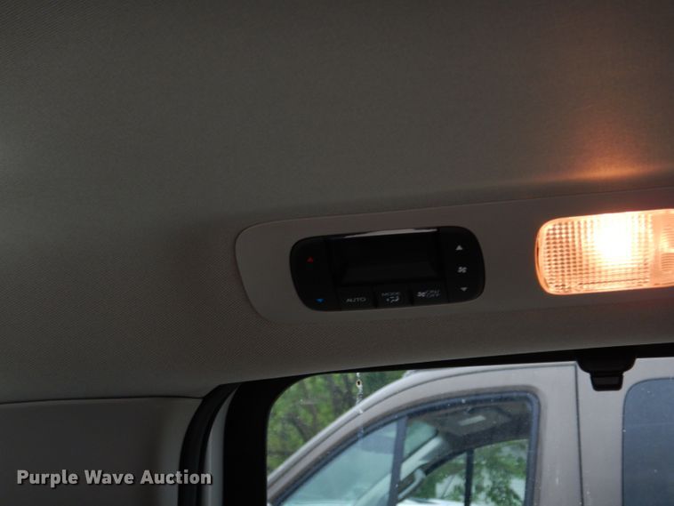 image for item DF4012 2017 Honda Odyssey  van