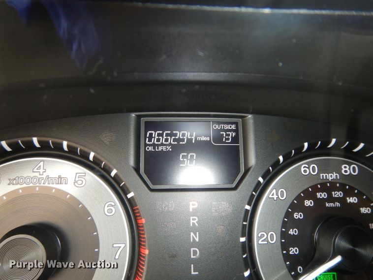 image for item DF4012 2017 Honda Odyssey  van