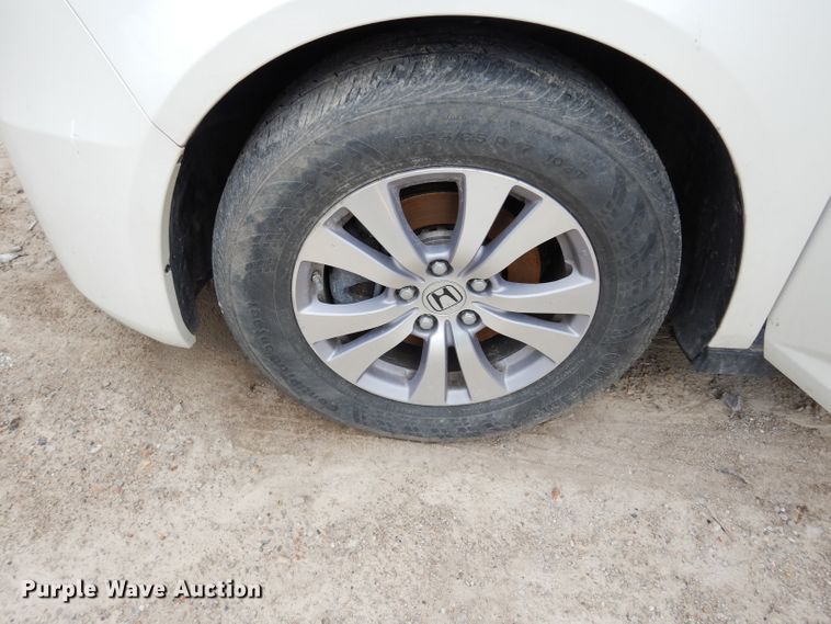 image for item DF4012 2017 Honda Odyssey  van