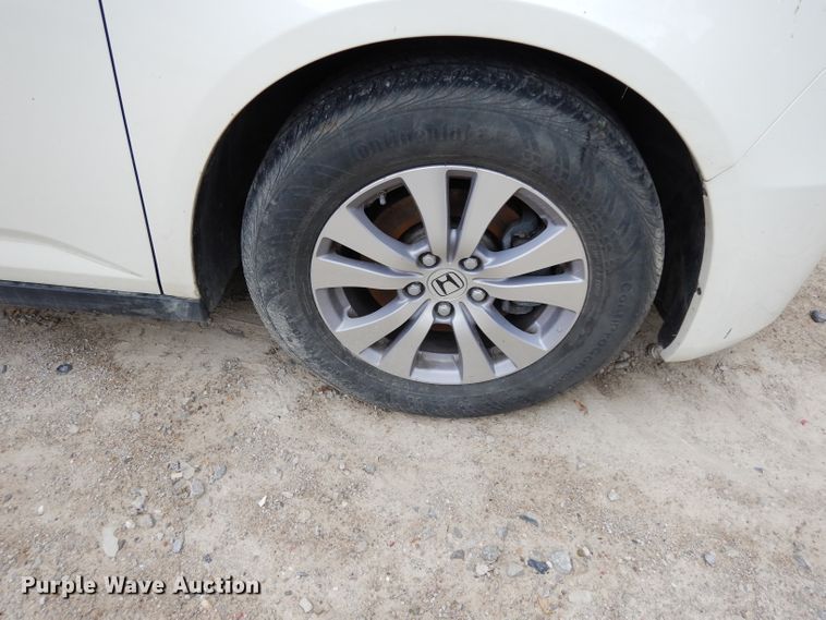 image for item DF4012 2017 Honda Odyssey  van