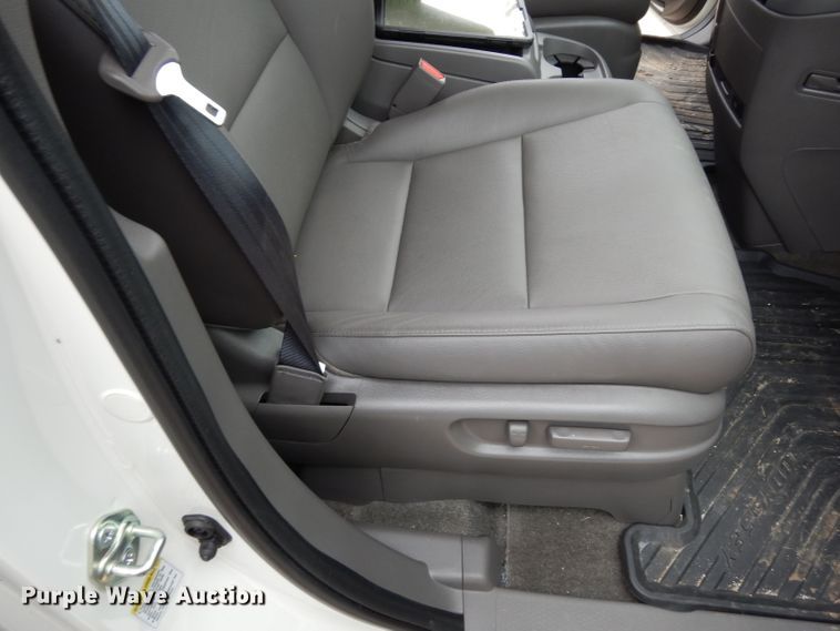 image for item DF4012 2017 Honda Odyssey  van