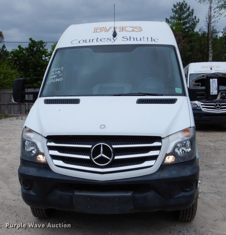 image for item DF4014 2015 Mercedes Benz Sprinter 3500  shuttle bus