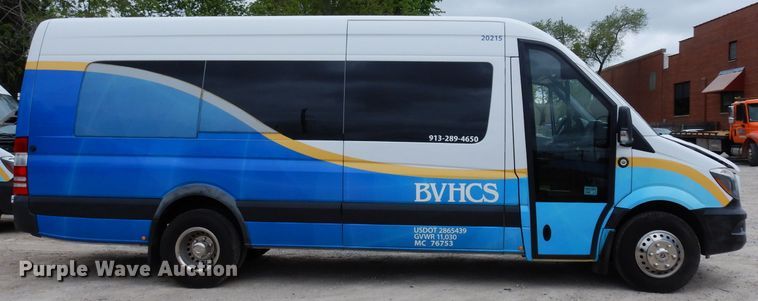 image for item DF4014 2015 Mercedes Benz Sprinter 3500  shuttle bus