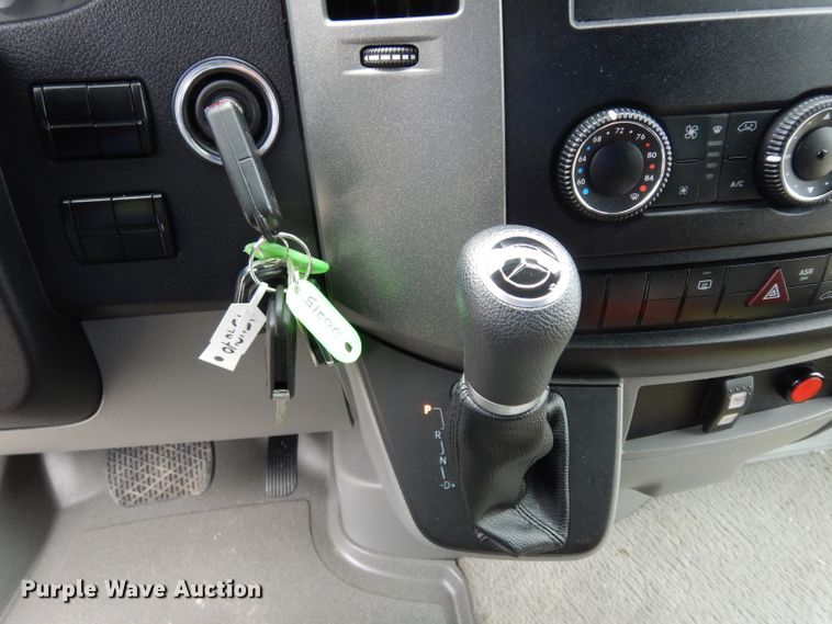 image for item DF4014 2015 Mercedes Benz Sprinter 3500  shuttle bus