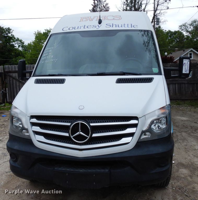 image for item DF4015 2015 Mercedes Benz Sprinter 3500  shuttle bus