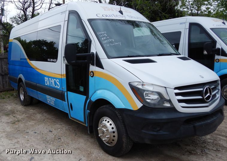 image for item DF4015 2015 Mercedes Benz Sprinter 3500  shuttle bus