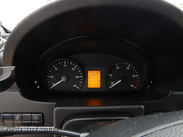 image for item DF4015 2015 Mercedes Benz Sprinter 3500  shuttle bus