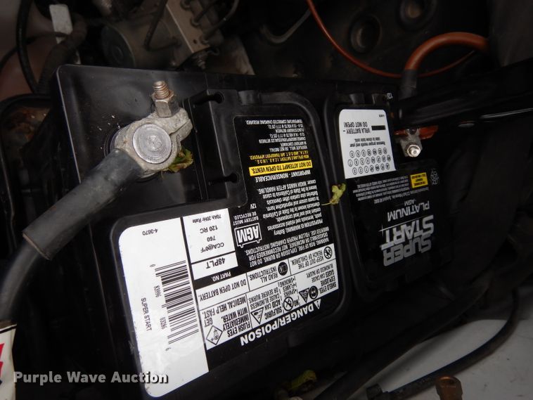 image for item DF4015 2015 Mercedes Benz Sprinter 3500  shuttle bus