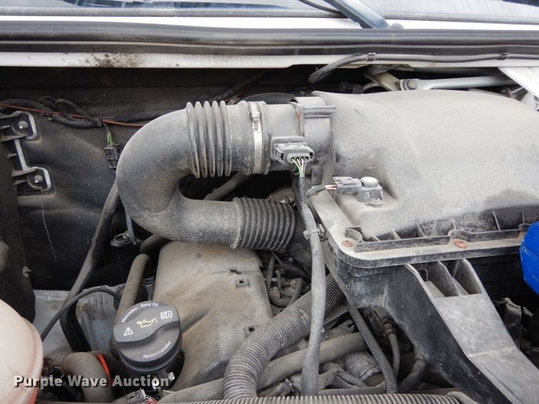 image for item DF4015 2015 Mercedes Benz Sprinter 3500  shuttle bus