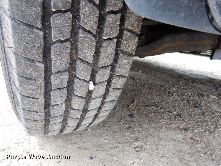 image for item DF4015 2015 Mercedes Benz Sprinter 3500  shuttle bus