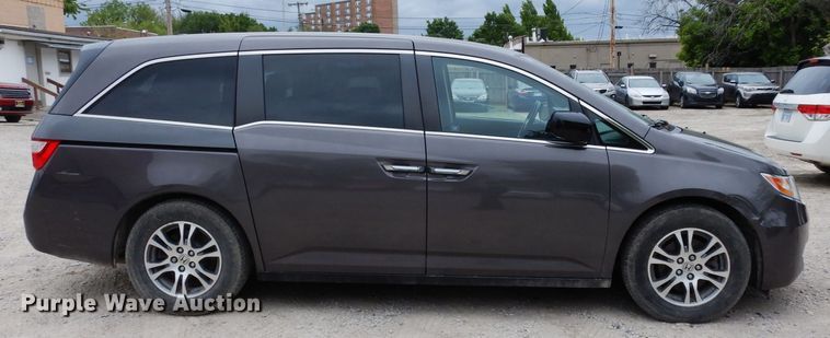 image for item DF4016 2012 Honda Odyssey  van