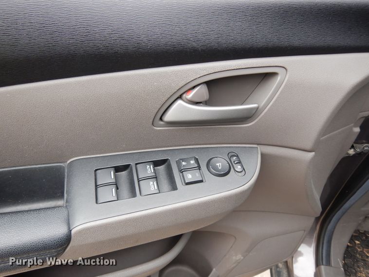 image for item DF4016 2012 Honda Odyssey  van