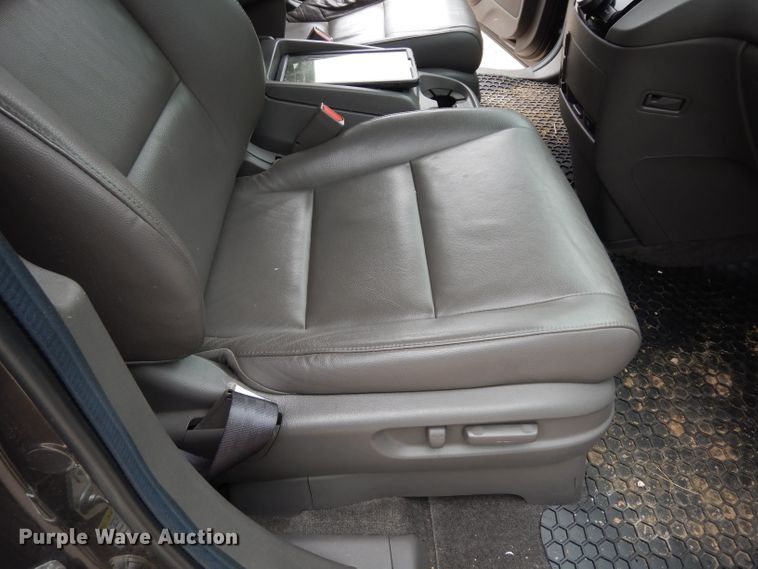 image for item DF4016 2012 Honda Odyssey  van