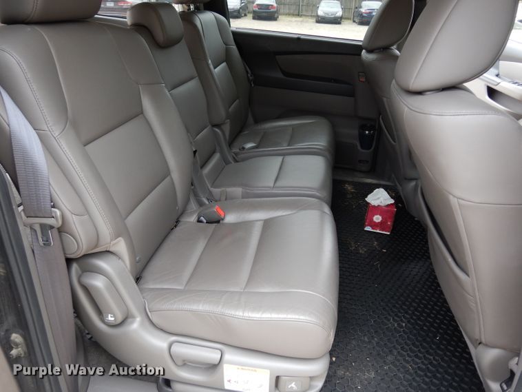image for item DF4016 2012 Honda Odyssey  van