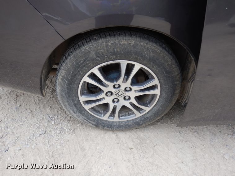 image for item DF4016 2012 Honda Odyssey  van