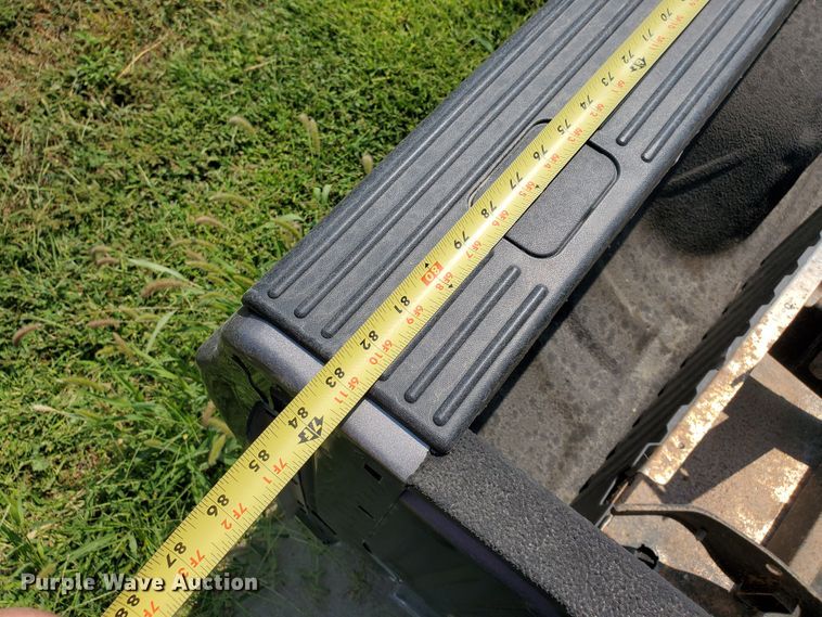 image for item DF5678 2010 Ford F250 pickup truck bed