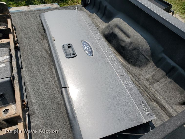 image for item DF5678 2010 Ford F250 pickup truck bed