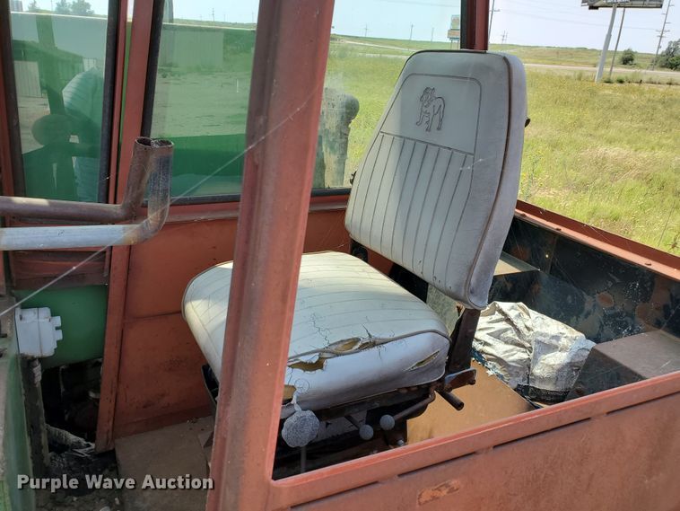 image for item DF5679 Car crusher