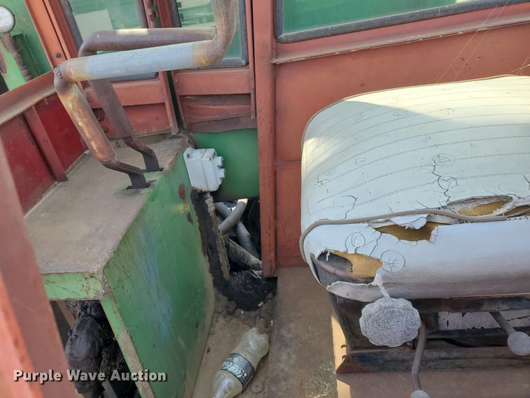 image for item DF5679 Car crusher