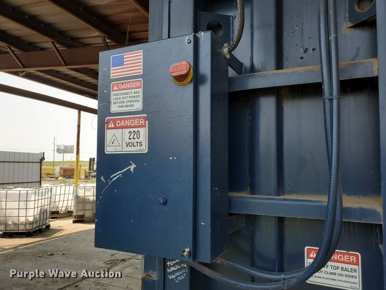 image for item DF5680 Marathon V-7230HD vertical refuse baler