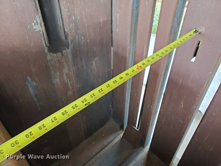 image for item DF5680 Marathon V-7230HD vertical refuse baler