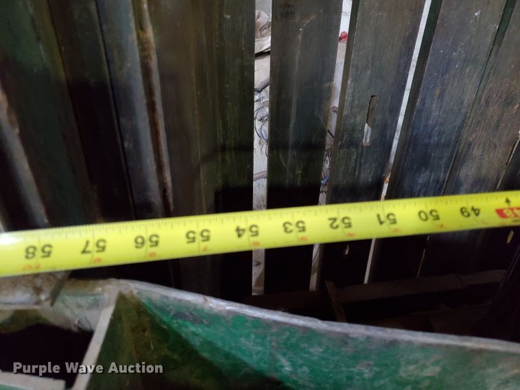 image for item DF5683 Second V5-XHDP vertical refuse baler