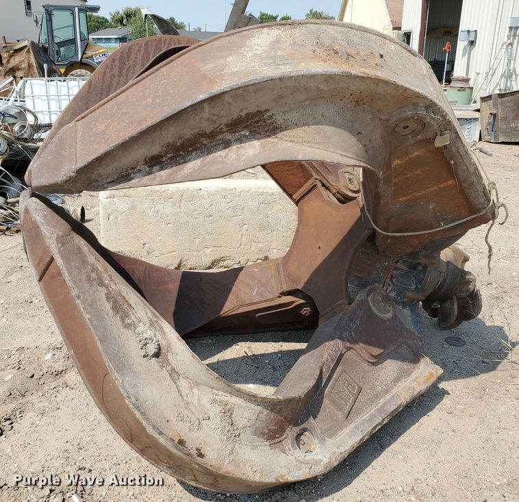 image for item DF5685 Caterpillar demolition 1.5 yd. grapple