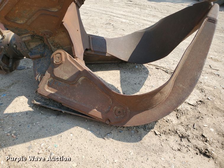 image for item DF5685 Caterpillar demolition 1.5 yd. grapple