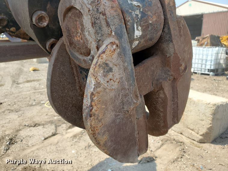 image for item DF5685 Caterpillar demolition 1.5 yd. grapple