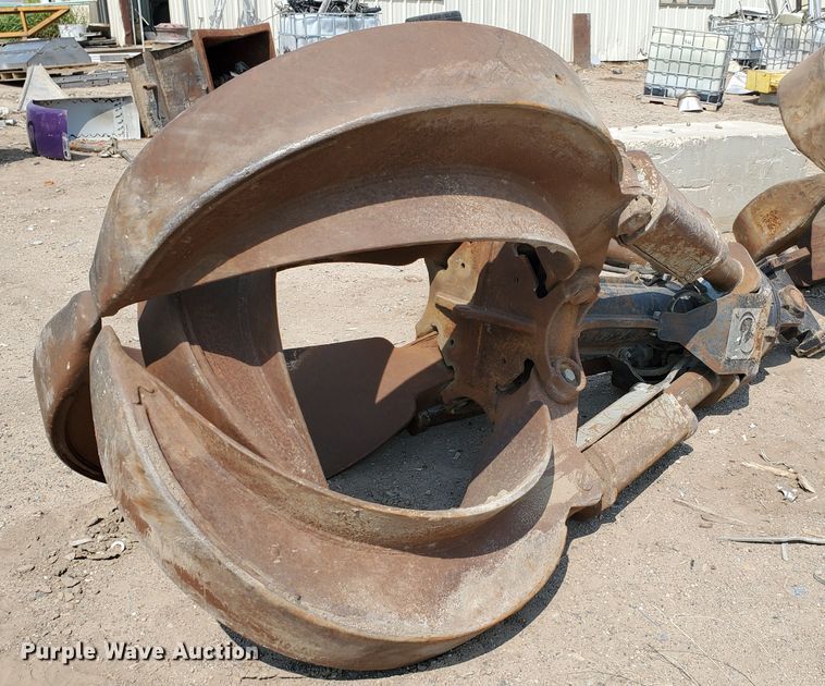 image for item DF5686 Rotobec 0P4-200-S-CD2-HR1-1 demolition grapple