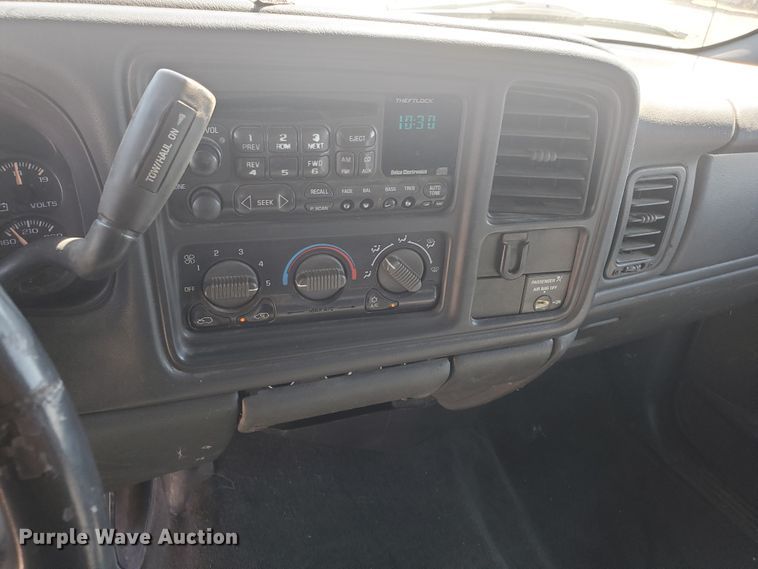 image for item DF5702 2001 Chevrolet Silverado 1500  Ext. Cab pickup truck