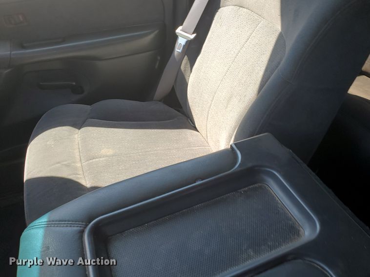 image for item DF5702 2001 Chevrolet Silverado 1500  Ext. Cab pickup truck