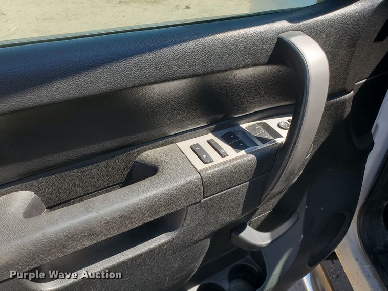 image for item DF5703 2010 Chevrolet Silverado 1500  Ext. Cab pickup truck