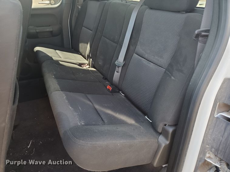 image for item DF5703 2010 Chevrolet Silverado 1500  Ext. Cab pickup truck