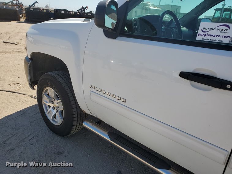 image for item DF5703 2010 Chevrolet Silverado 1500  Ext. Cab pickup truck