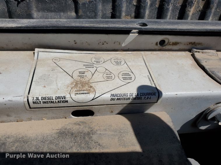 image for item DF5707 1994 Ford F450 Super Duty  flatbed truck