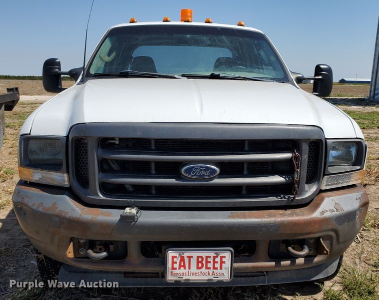 image for item DF5708 2003 Ford F450 Super Duty  utility truck