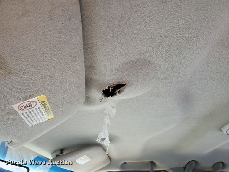 image for item DF5708 2003 Ford F450 Super Duty  utility truck