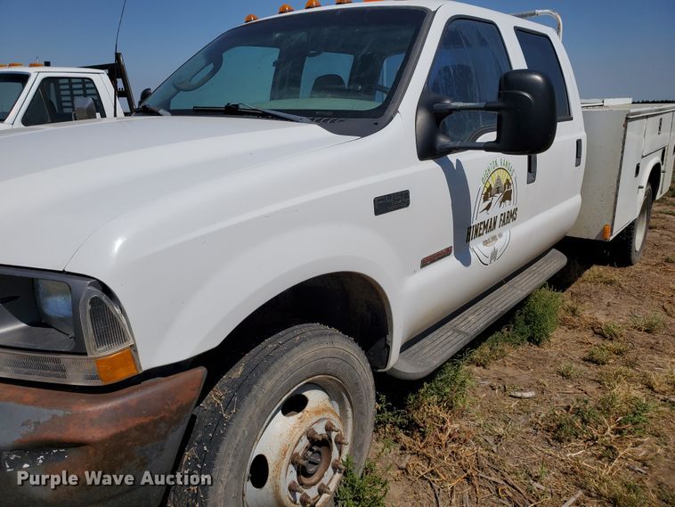 image for item DF5708 2003 Ford F450 Super Duty  utility truck