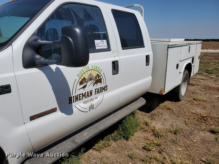 image for item DF5708 2003 Ford F450 Super Duty  utility truck