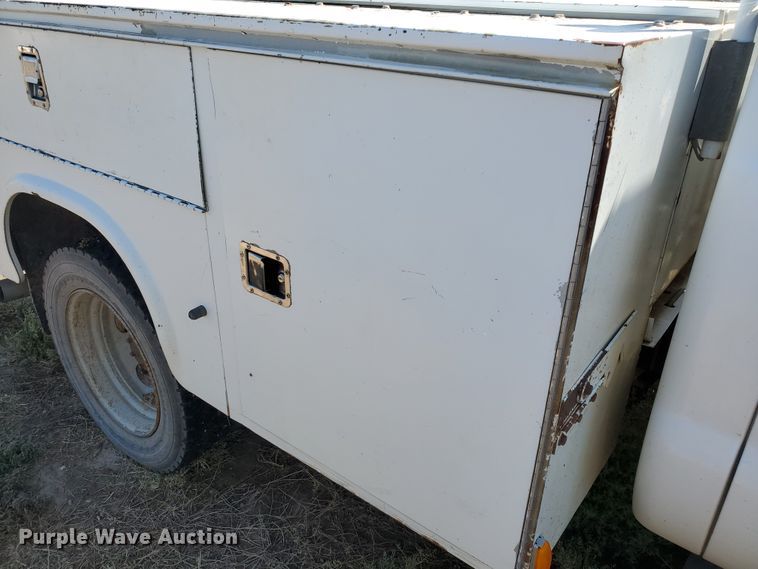 image for item DF5708 2003 Ford F450 Super Duty  utility truck