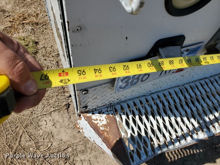 image for item DF5708 2003 Ford F450 Super Duty  utility truck