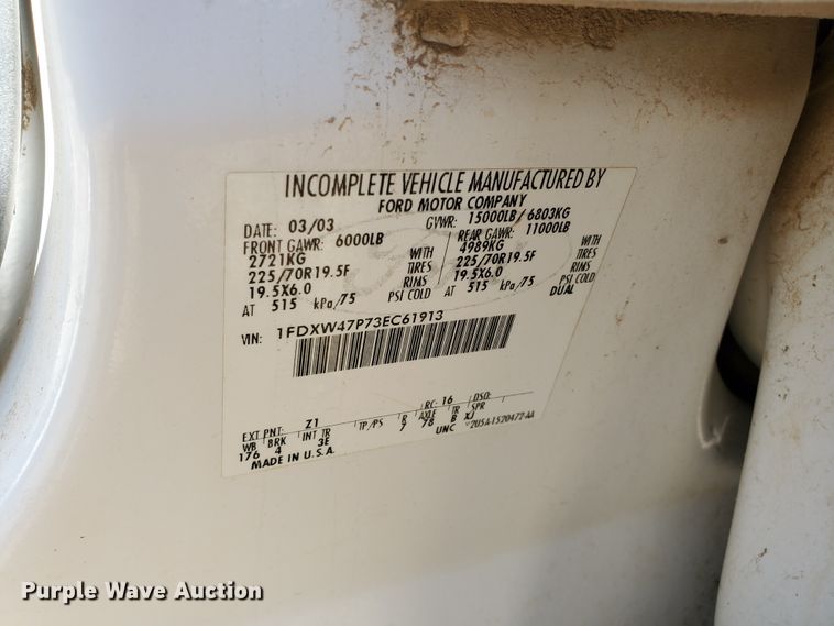 image for item DF5708 2003 Ford F450 Super Duty  utility truck