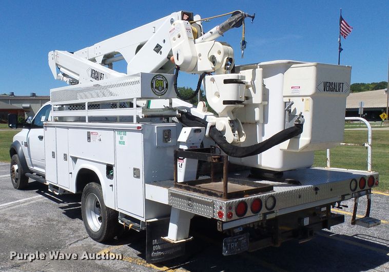 image for item DG2065 2012 Dodge Ram 5500  bucket truck
