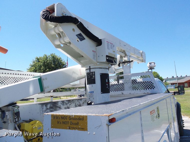 image for item DG2065 2012 Dodge Ram 5500  bucket truck