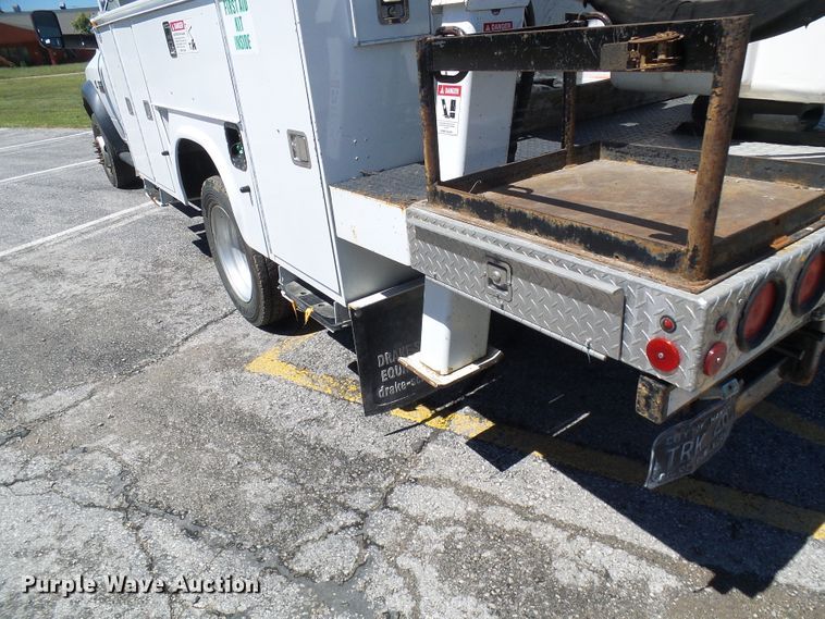 image for item DG2065 2012 Dodge Ram 5500  bucket truck