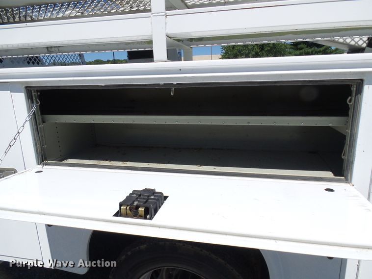 image for item DG2065 2012 Dodge Ram 5500  bucket truck