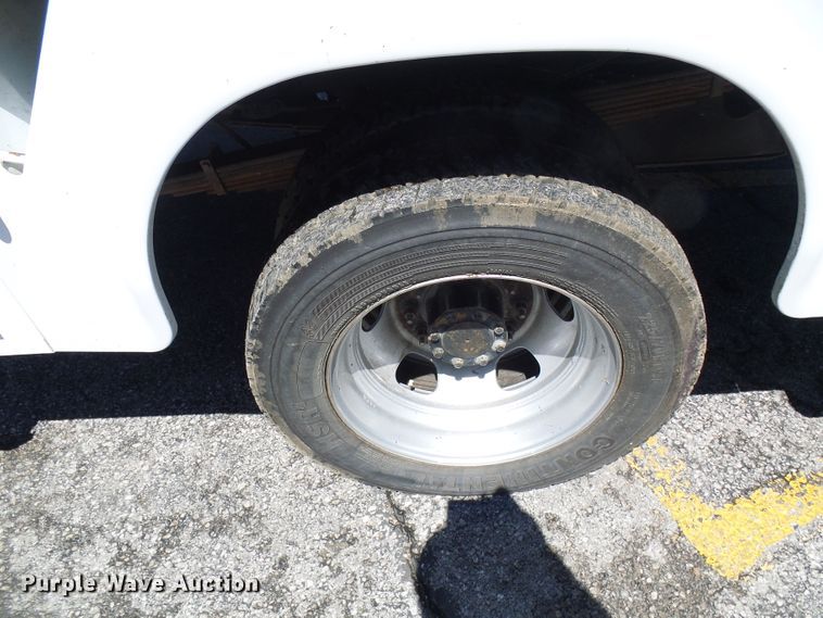 image for item DG2065 2012 Dodge Ram 5500  bucket truck